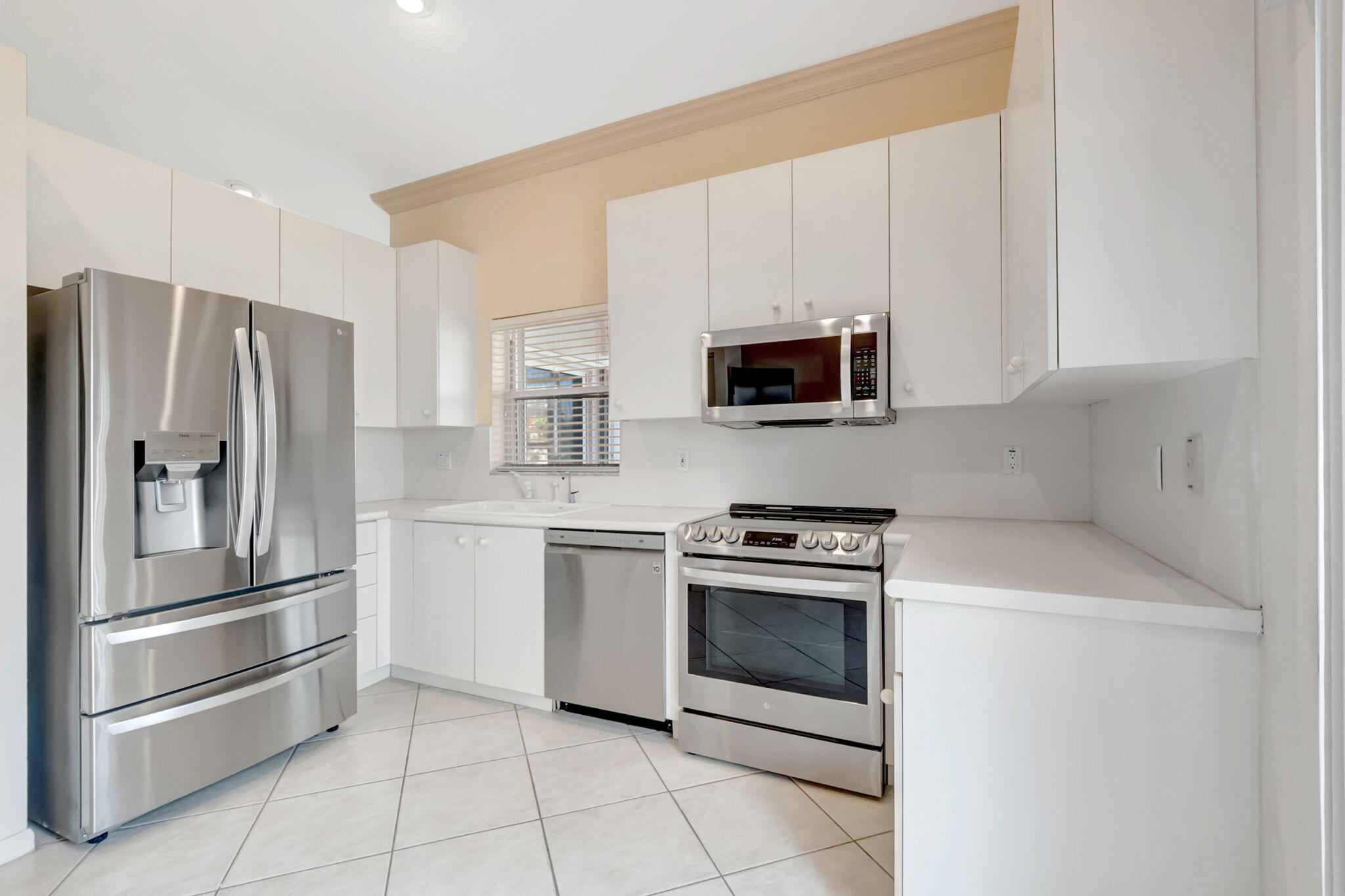 7373 Chorale Road Boynton Beach, FL 33437 - Photo 8 of 77 16-web-or-mls-DSC_9284