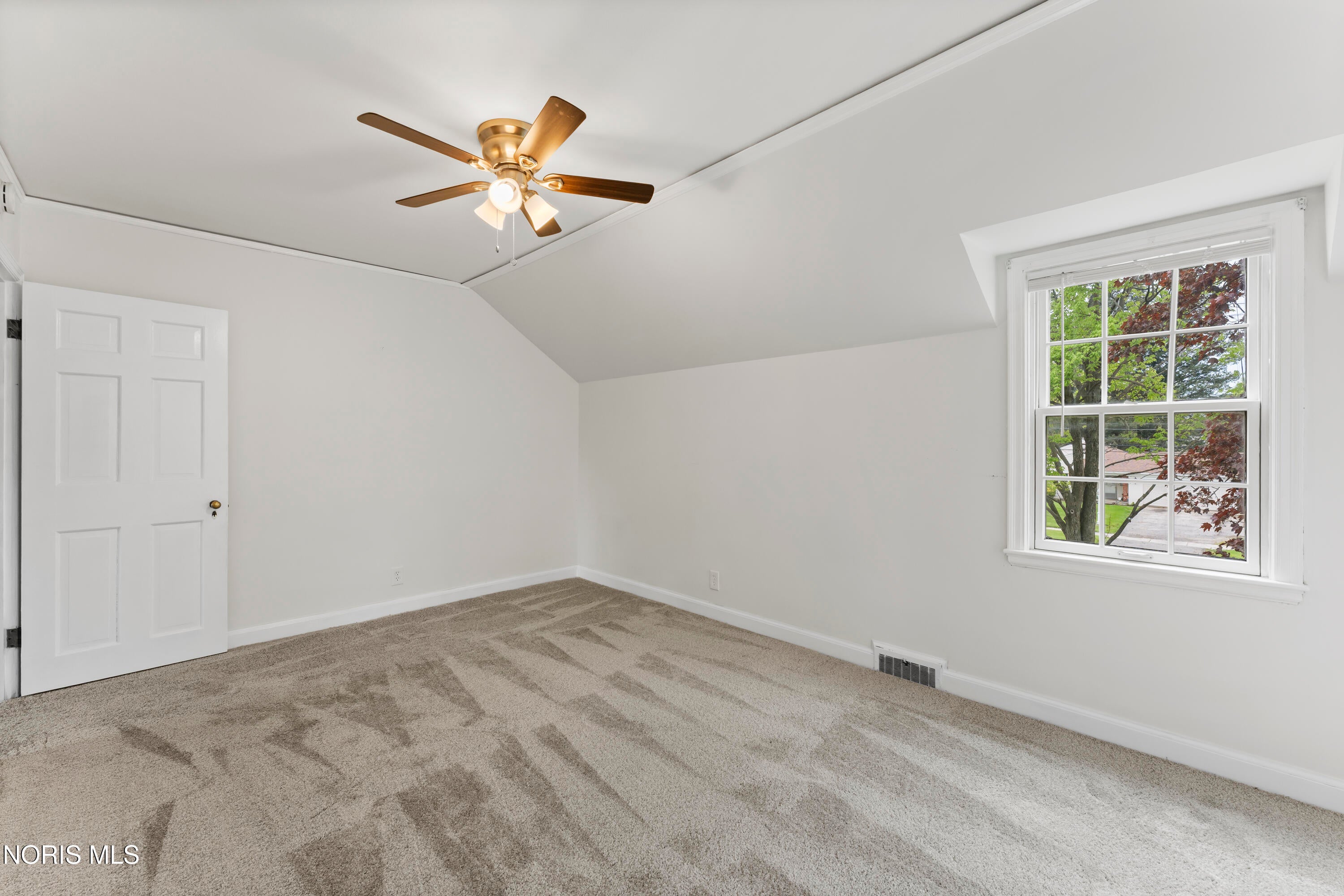 2650 Secor Road Toledo, OH 43606 - Photo 31 of 45 26-Bedroom-B