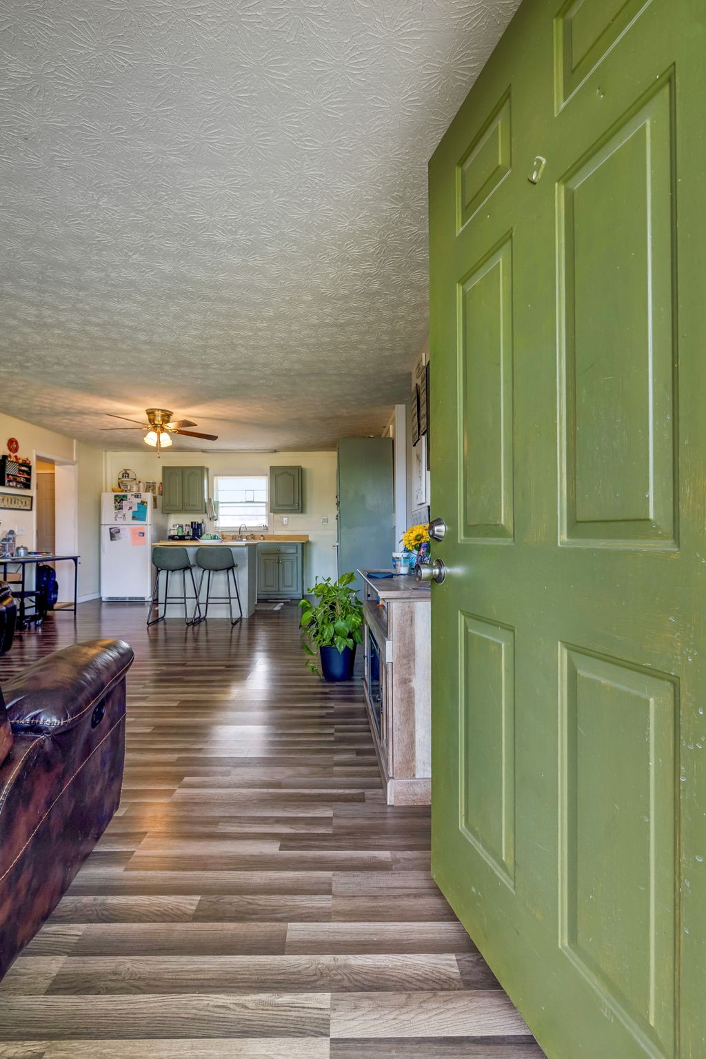 380 Holiday Haven Road Smithville, TN 37166 - Photo 2 of 18