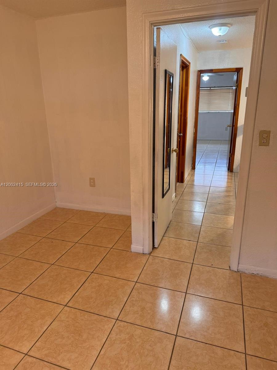 180 Royal Palm Road, Unit 216 Hialeah Gardens, FL 33016 - Photo 19 of 20