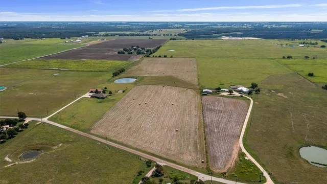 $435,000 | 12473 County Road 440, Thorndale, TX 76577