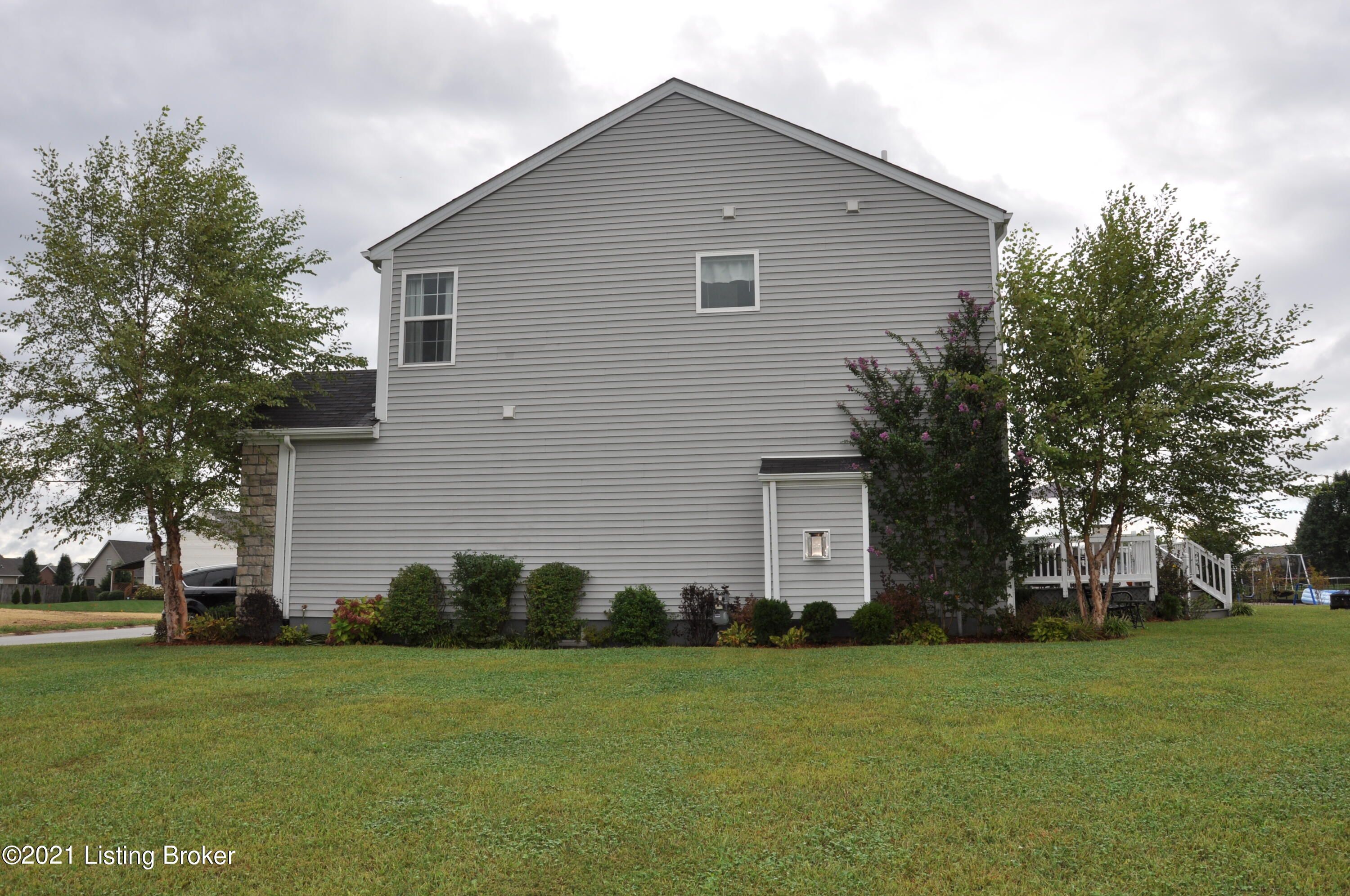 204 Golden Wing Road Mount Washington, KY 40047 - Photo 29 of 30 DSC_0817