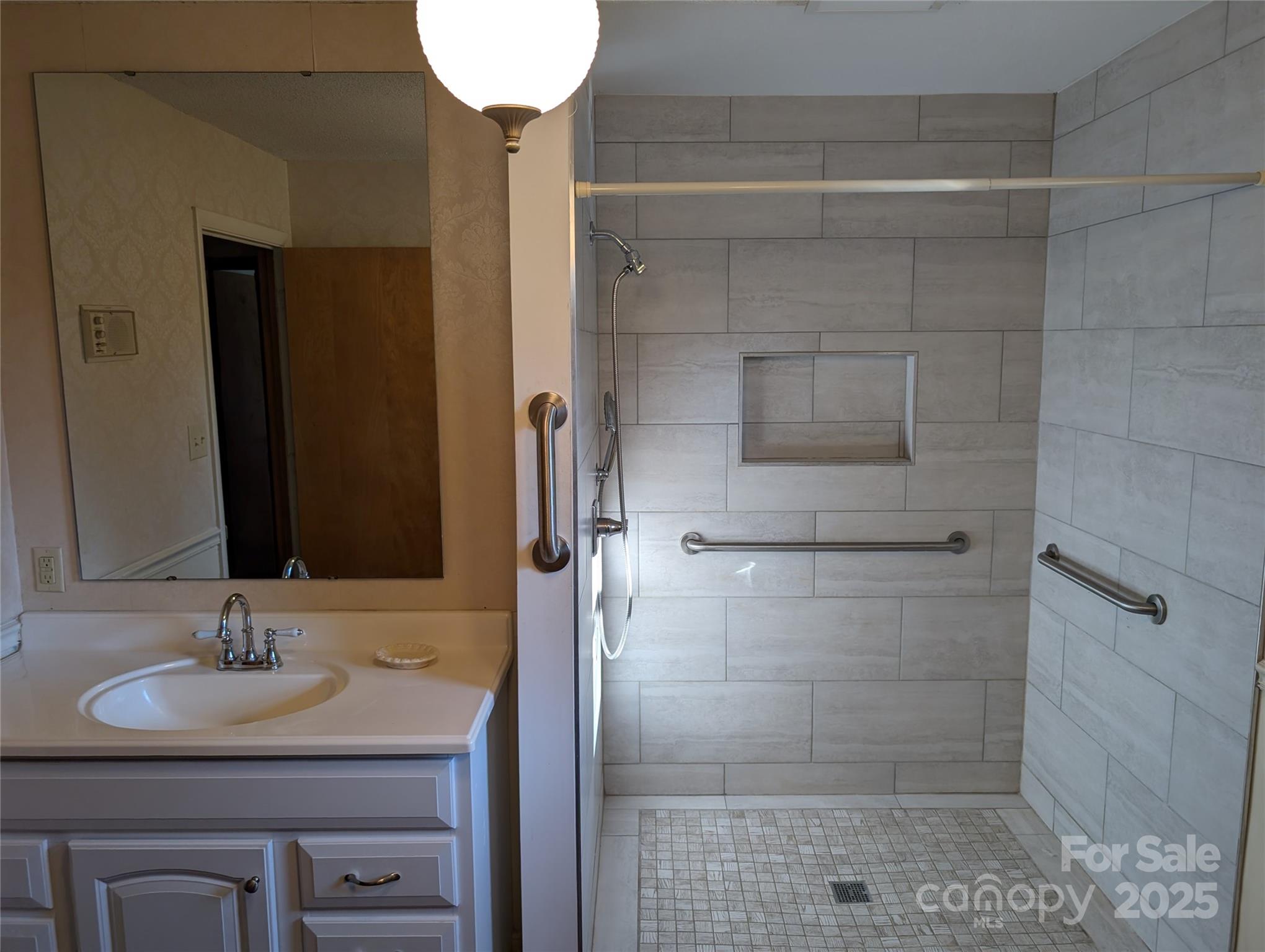 1807 Brantley Road Kannapolis, NC 28083 - Photo 7 of 29 Gallery Image 7