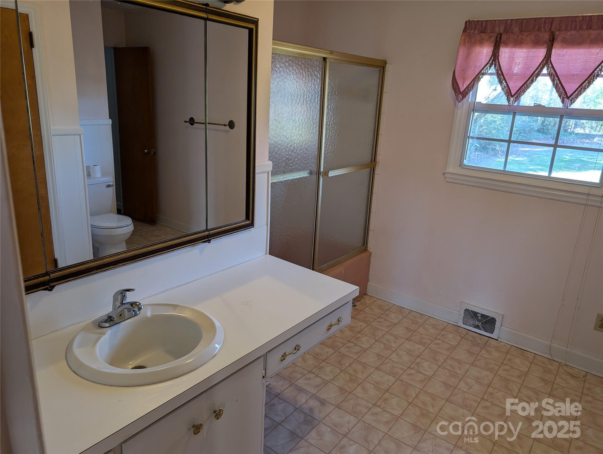 1807 Brantley Road Kannapolis, NC 28083 - Photo 9 of 29 Gallery Image 9