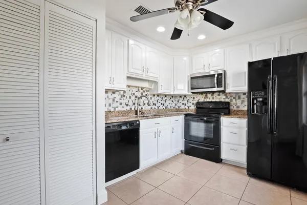 $395,000 | 16379 Water Way, Delray Beach, FL 33484