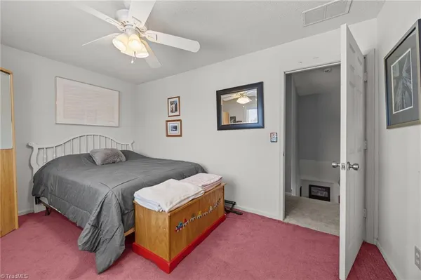$339,900 | 3913 Colony Ridge Court, Jamestown, NC 27282