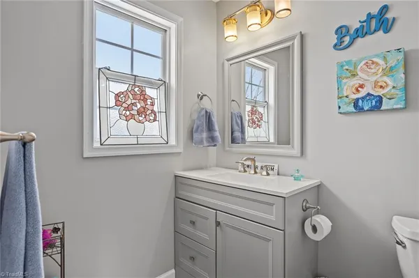 $339,900 | 3913 Colony Ridge Court, Jamestown, NC 27282