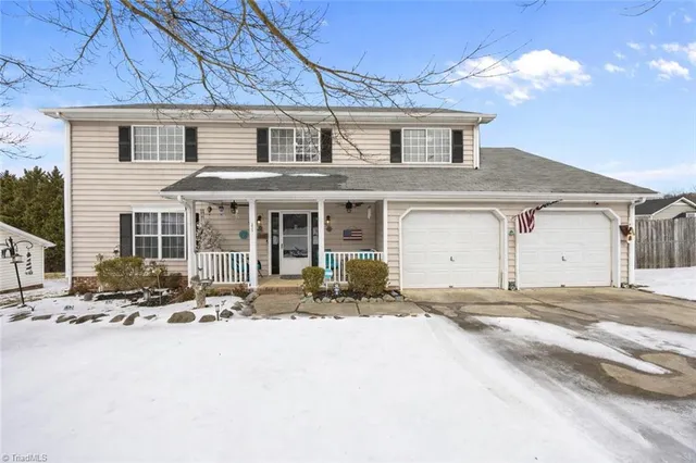 $350,000 | 3913 Colony Ridge Court, Jamestown, NC 27282