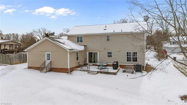 $339,900 | 3913 Colony Ridge Court, Jamestown, NC 27282