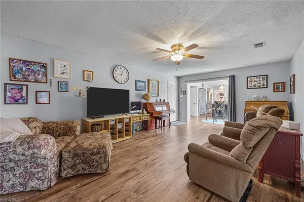 $339,900 | 3913 Colony Ridge Court, Jamestown, NC 27282