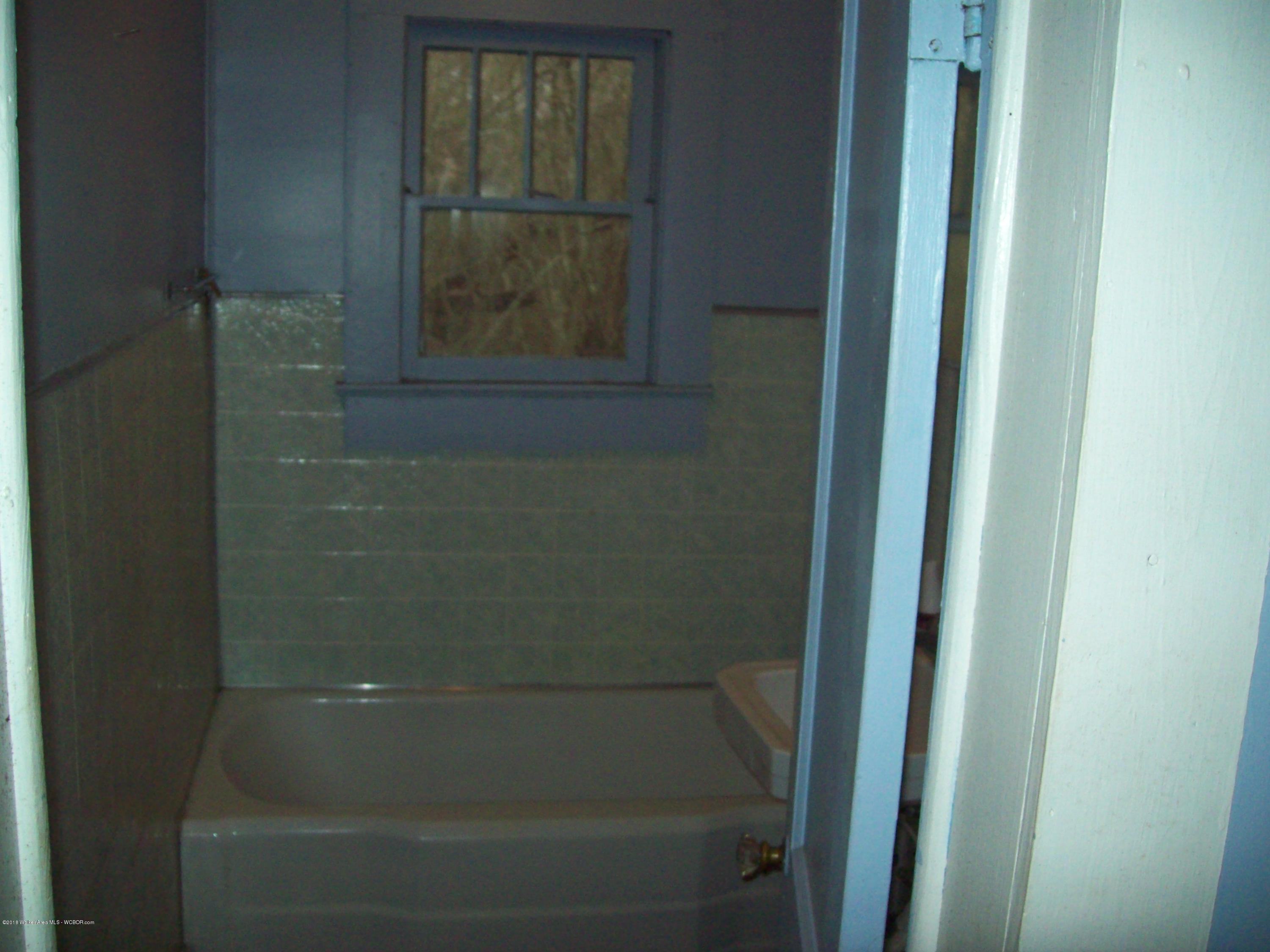 1601 Frank Evans Road Jasper, AL 35501 - Photo 8 of 11 Gallery Image 8