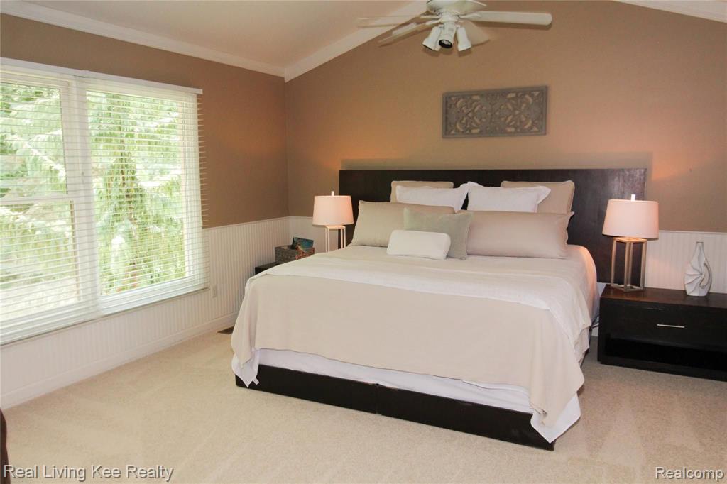 1081 Chesapeake Rochester Hills, MI 48307 - Photo 46 of 80