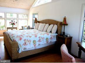 10 Holly Road Rehoboth Beach, DE 19971 - Photo 4 of 12 Gallery Image 4