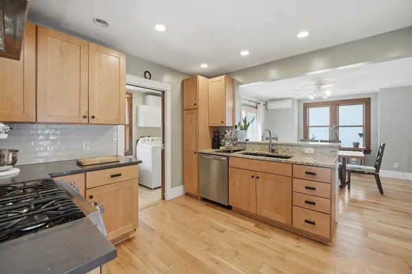 $499,500 | 492 Elm Street, Northampton, MA 01060