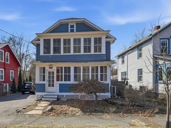 $499,500 | 492 Elm Street, Northampton, MA 01060