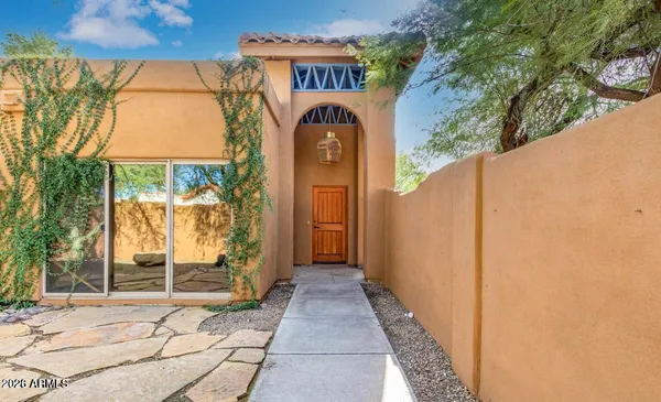 $3,195 | 15219 North 51st Place, Scottsdale, AZ 85254