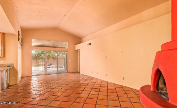 $3,195 | 15219 North 51st Place, Scottsdale, AZ 85254