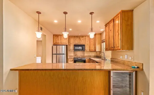 $3,195 | 15219 North 51st Place, Scottsdale, AZ 85254