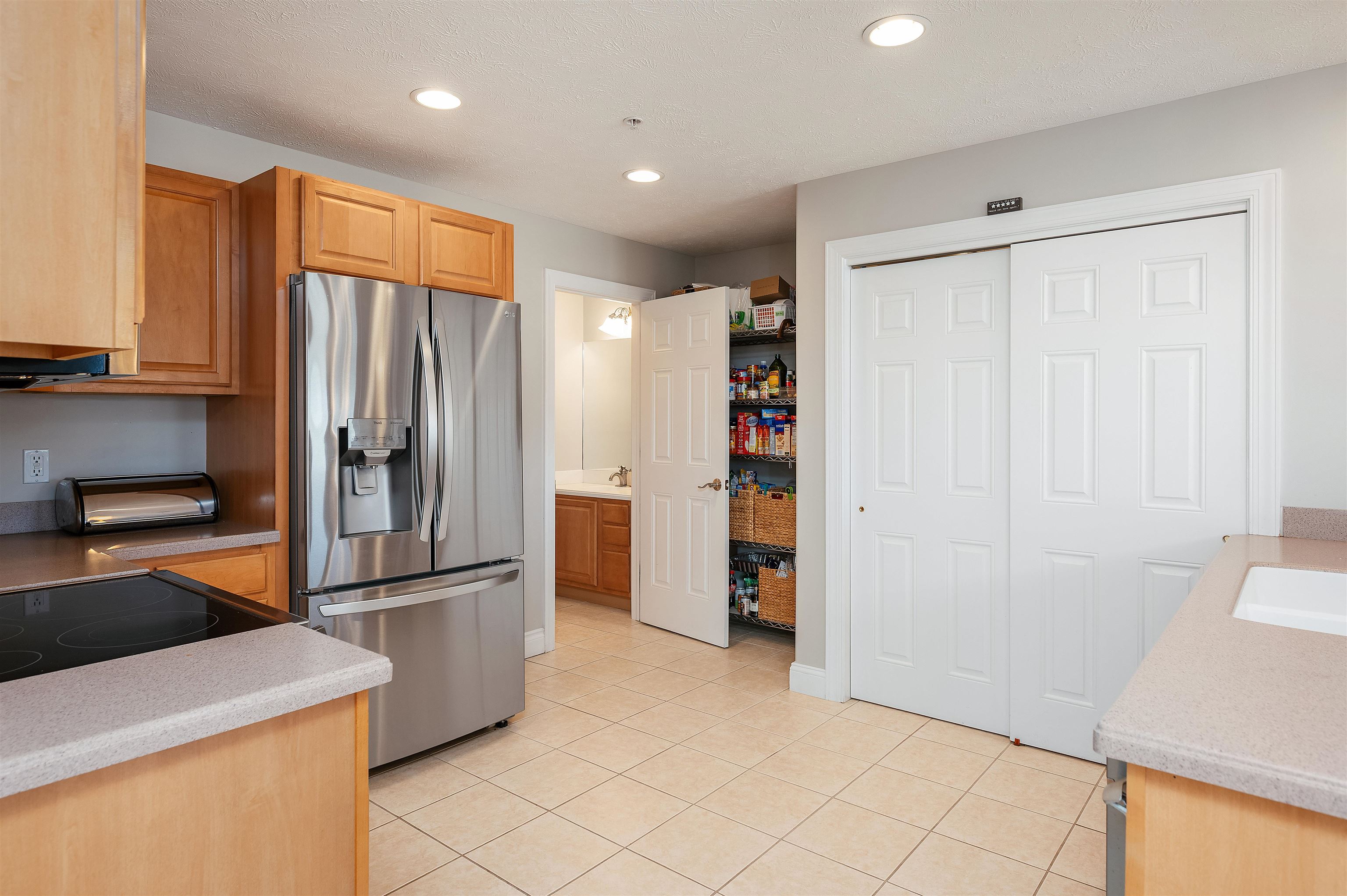 100 Hope Street, Unit 11 Traverse City, MI 49686 - Photo 10 of 61