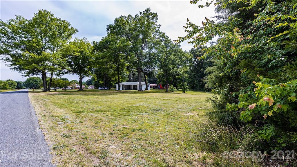 110 Edwards Road Mooresville, NC 28115 - Photo 16 of 39 a view of outdoor space with garden