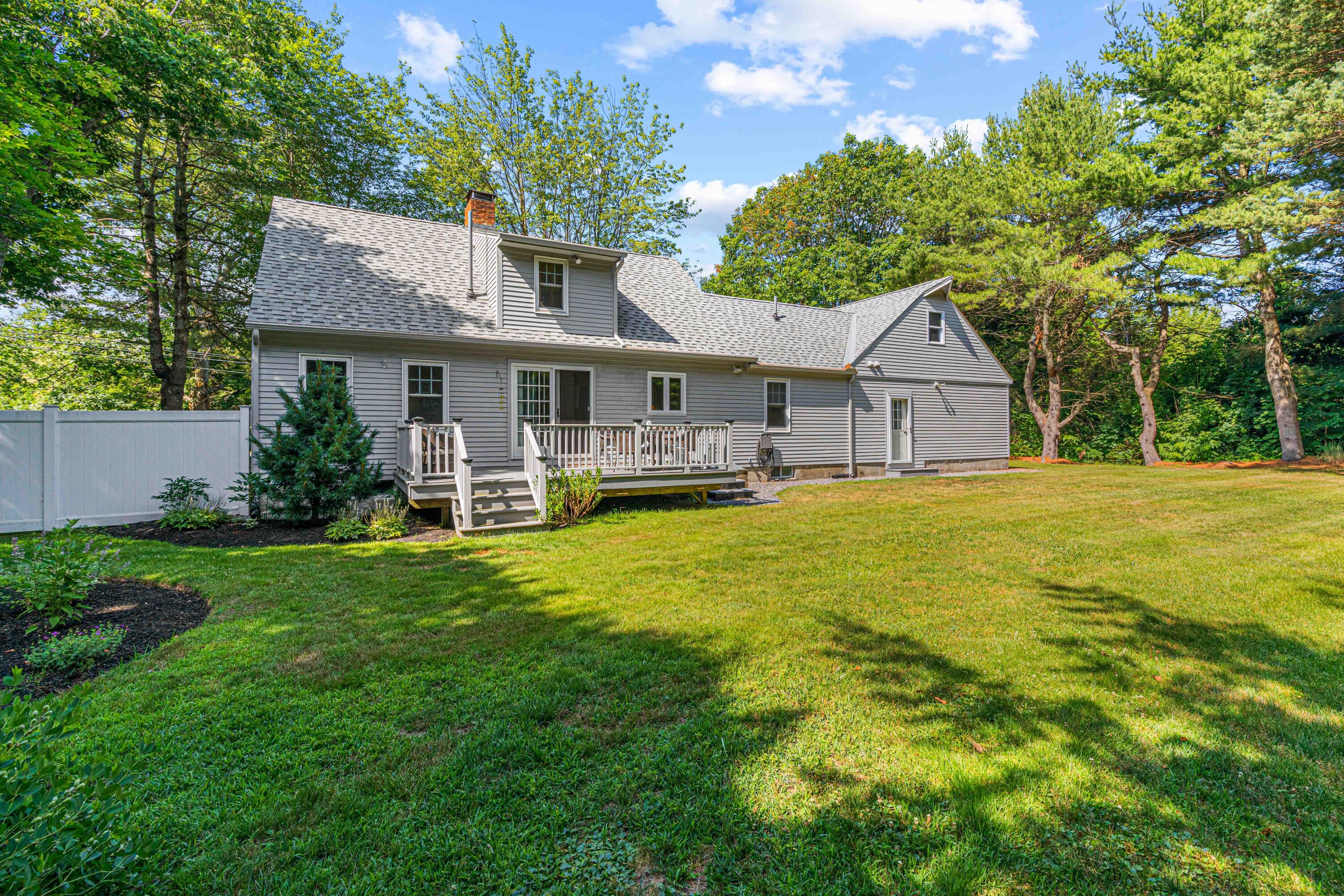 10 Foreside Road Topsham, ME 04086 - Photo 43 of 53 10ForesideRoadTopsham006