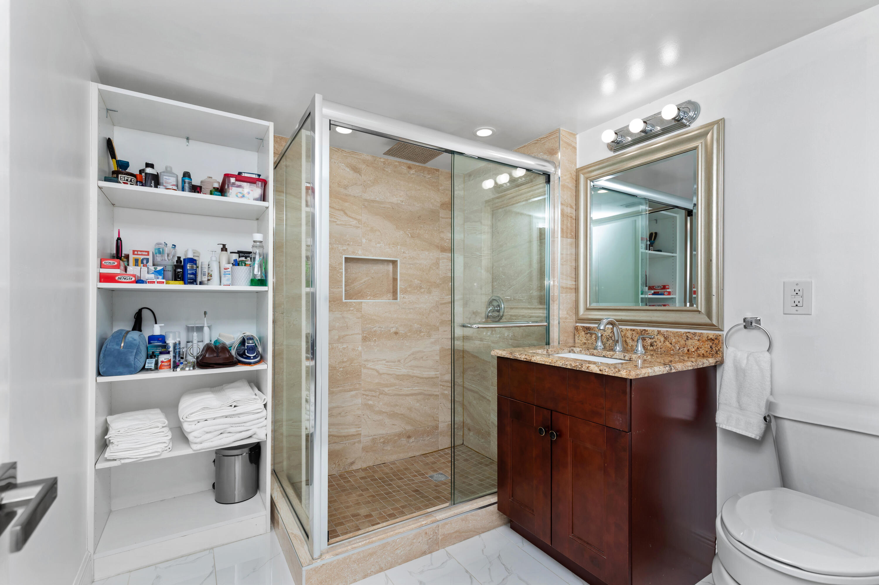 9780 Marina Boulevard, Unit 421 Boca Raton, FL 33428 - Photo 25 of 40 1I6A9310