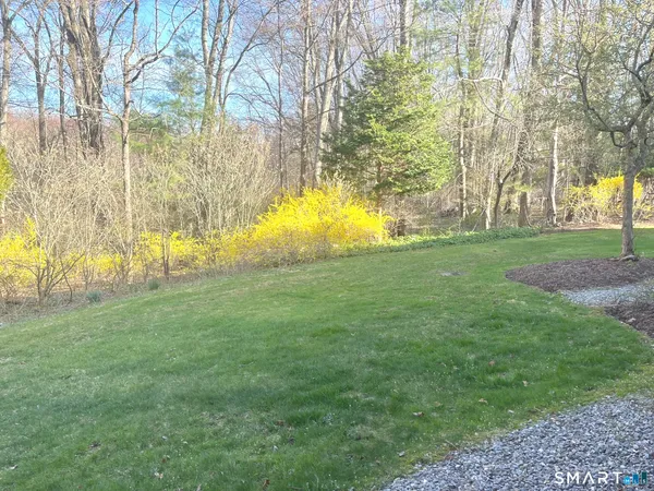 $2,200 | 725 Heritage Village, Unit A, Southbury, CT 06488