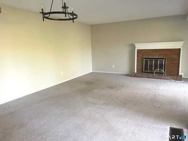 $2,200 | 725 Heritage Village, Unit A, Southbury, CT 06488