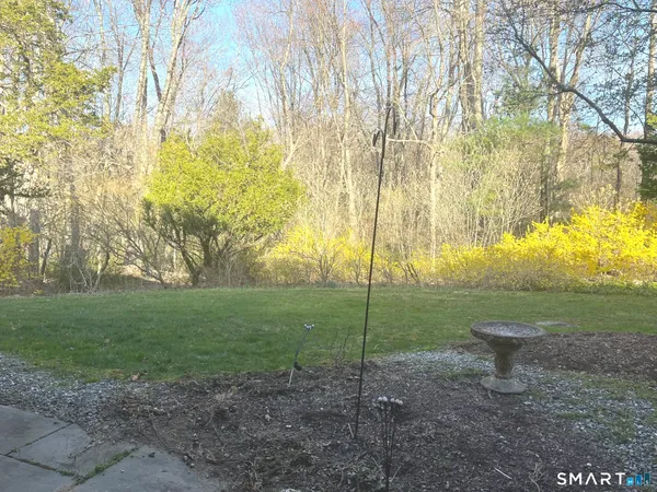 $2,200 | 725 Heritage Village, Unit A, Southbury, CT 06488