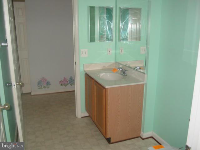 662 Kennington Road, Unit 662 Reisterstown, MD 21136 - Photo 11 of 14 Bedroom