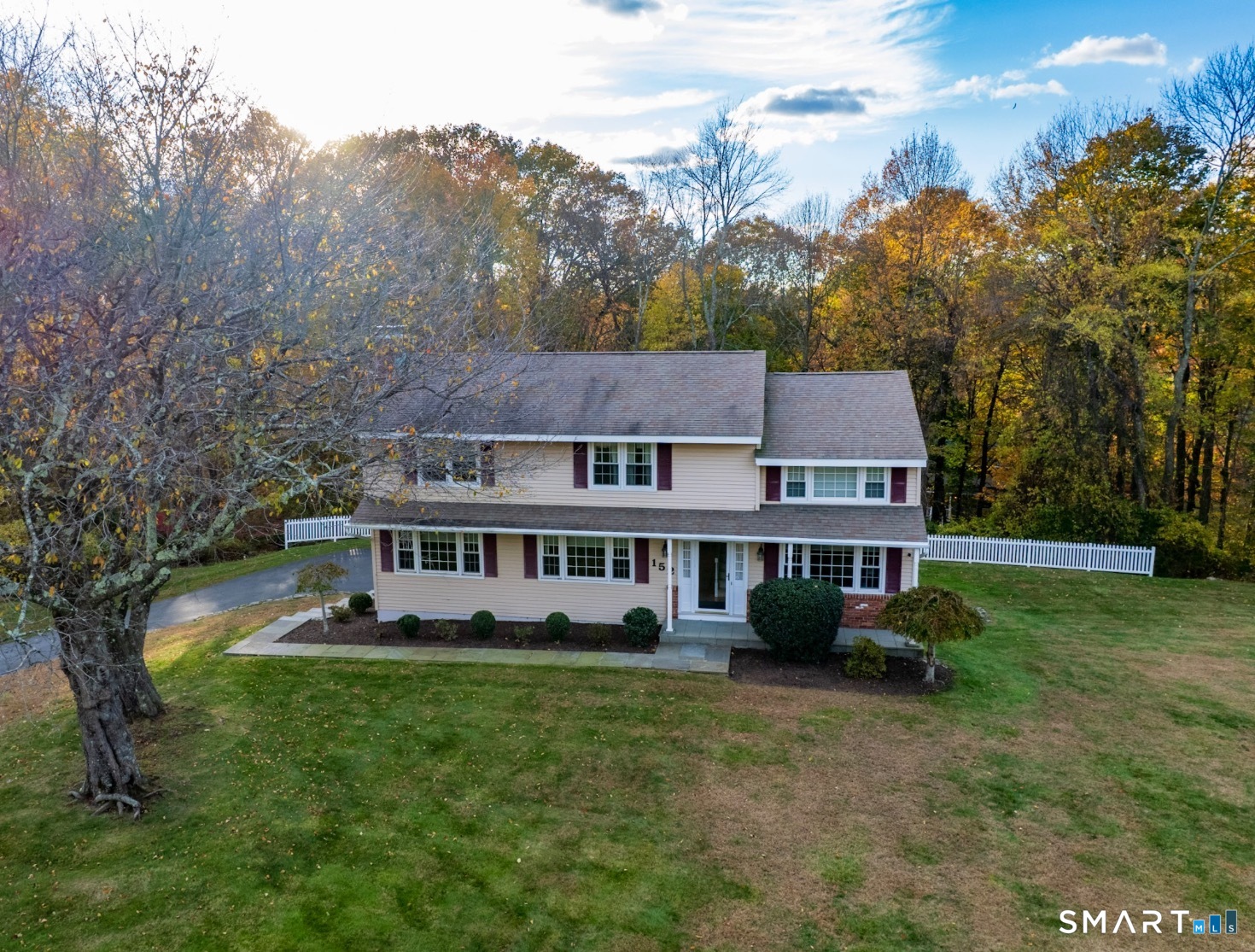 152 Holmes Road Ridgefield, CT 06877 - Photo 35 of 39