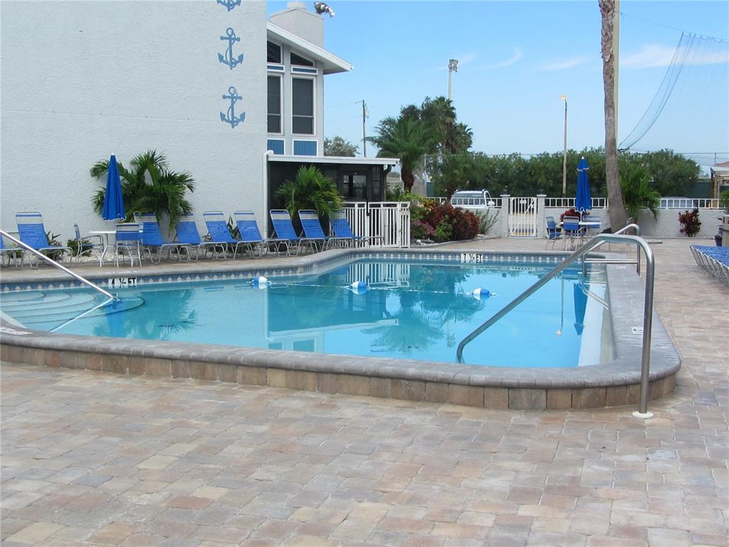 171 Medallion Boulevard, Unit B Madeira Beach, FL 33708 - Photo 5 of 26