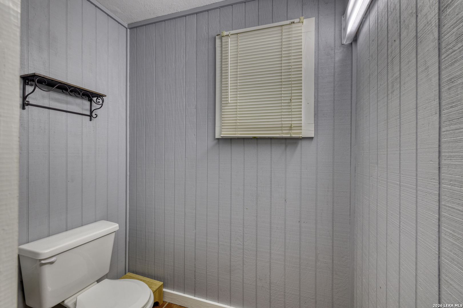 100 Pineview Road Concan, TX 78838 - Photo 26 of 35 Gallery Image 26