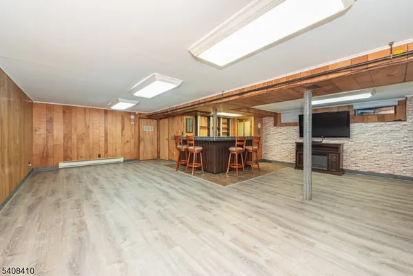 $4,900 | 9 Robert Drive, East Hanover, NJ 07936
