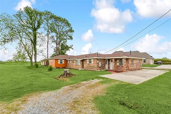 $315,000 | 14159 Highway 23, Belle Chasse, LA 70037