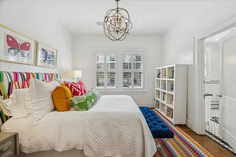 $1,840,000 | 1206 Hyde Park Boulevard, Houston, TX 77006