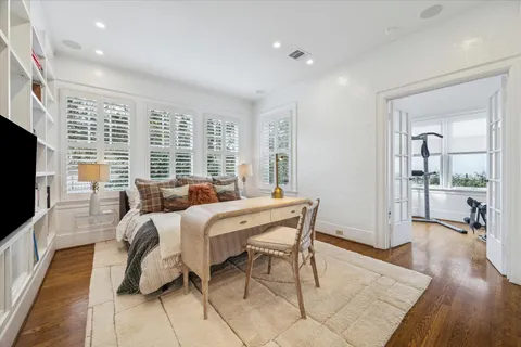 $1,840,000 | 1206 Hyde Park Boulevard, Houston, TX 77006