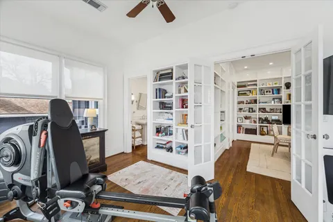 $1,840,000 | 1206 Hyde Park Boulevard, Houston, TX 77006