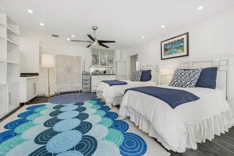 $1,840,000 | 1206 Hyde Park Boulevard, Houston, TX 77006