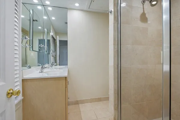 $1,840,000 | 1206 Hyde Park Boulevard, Houston, TX 77006