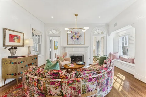 $1,840,000 | 1206 Hyde Park Boulevard, Houston, TX 77006