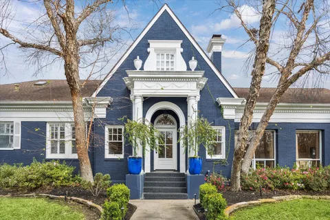 $1,840,000 | 1206 Hyde Park Boulevard, Houston, TX 77006