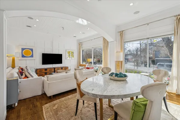 $1,840,000 | 1206 Hyde Park Boulevard, Houston, TX 77006