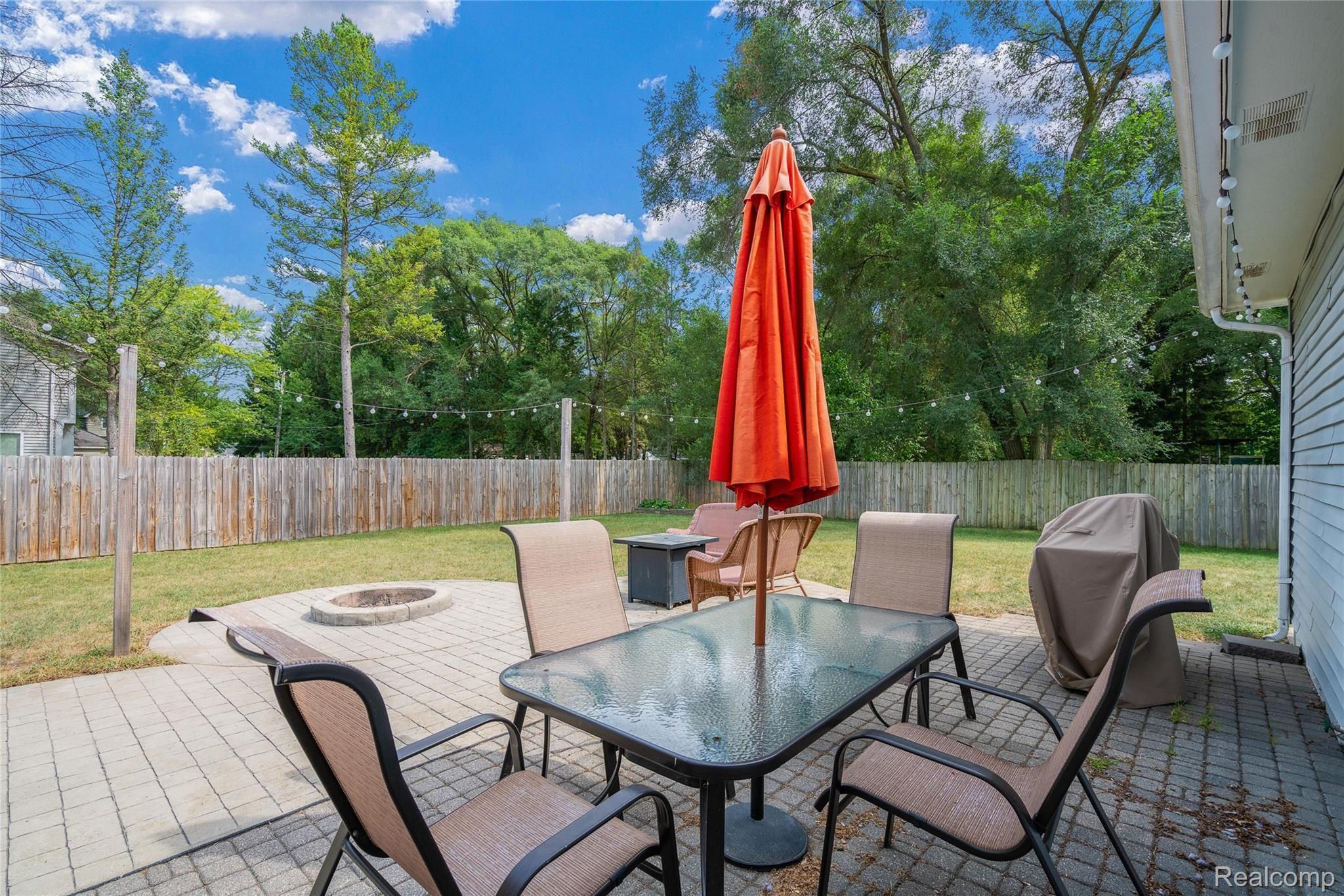 1450 Morley Avenue Rochester, MI 48307 - Photo 5 of 30 Morley-5.jpg