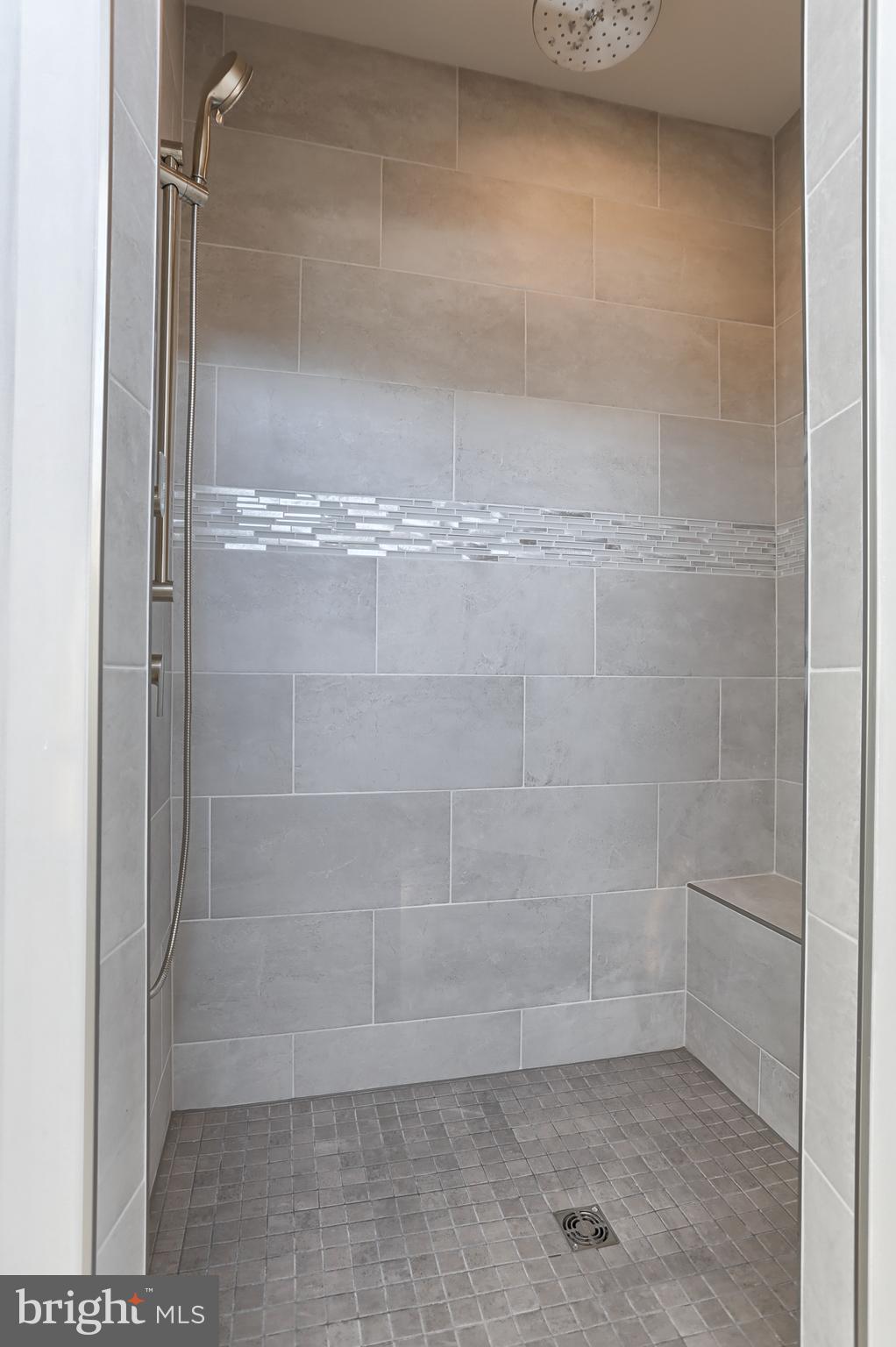18 Rolling Meadow Road Lebanon, PA 17046 - Photo 30 of 35 a bathroom with a glass shower door