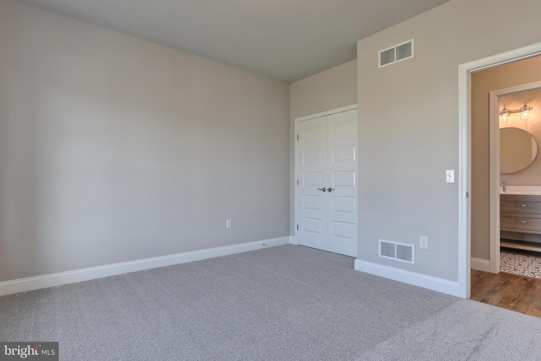 18 Rolling Meadow Road Lebanon, PA 17046 - Photo 10 of 35 a view of a small space