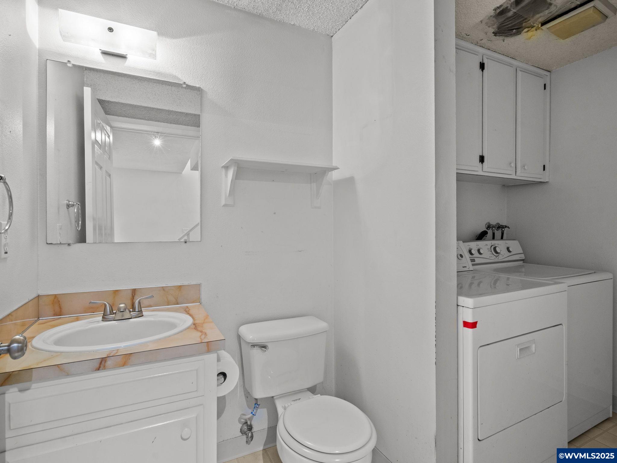 3844 Auburn Road Northeast Salem, OR 97301 - Photo 14 of 35 Gallery Image 14