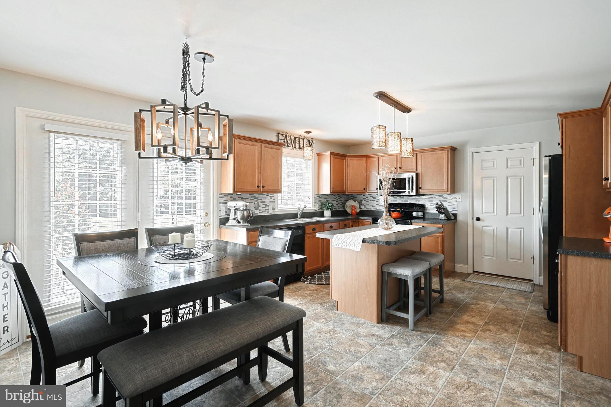 784 Rishel Drive York, PA 17406 - Photo 13 of 35 Gallery Image 13