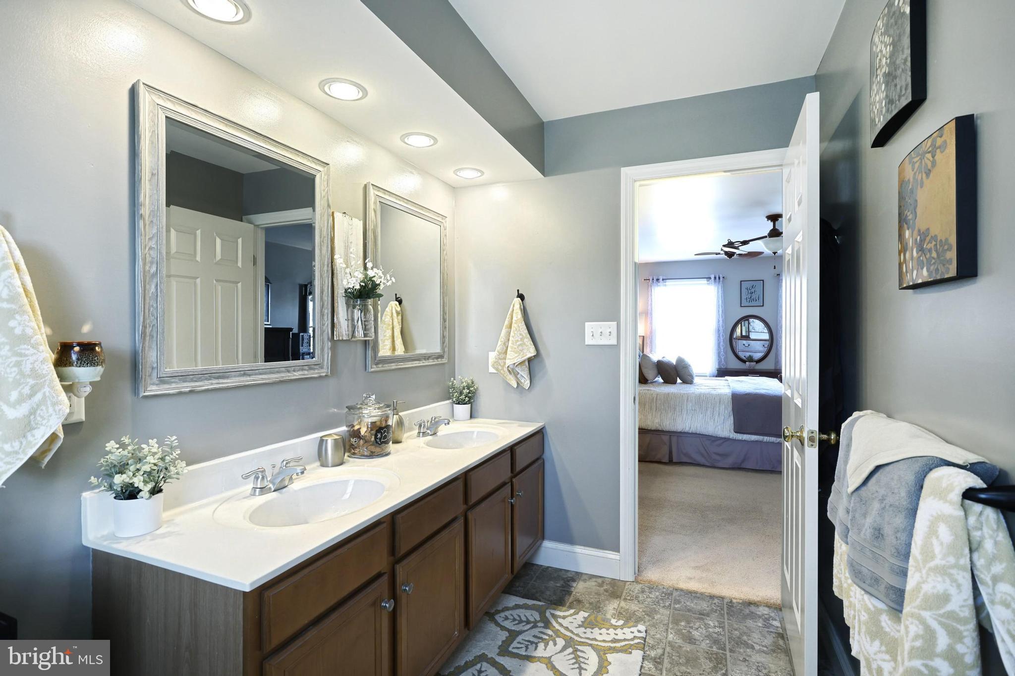784 Rishel Drive York, PA 17406 - Photo 24 of 35 Gallery Image 24
