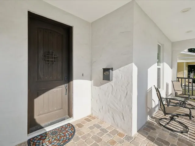 $1,175,000 | 4916 3rd Street North, St. Petersburg, FL 33703